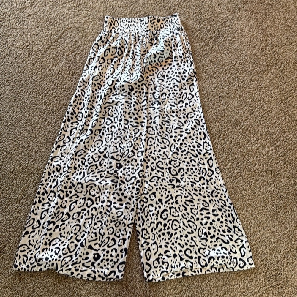 Animal print pant